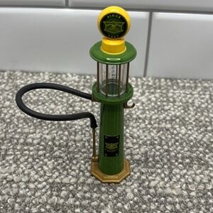 John Deere Collectible Gas Pump Mini 1:24 Yellow Green‎ Gearbox Classic HG18